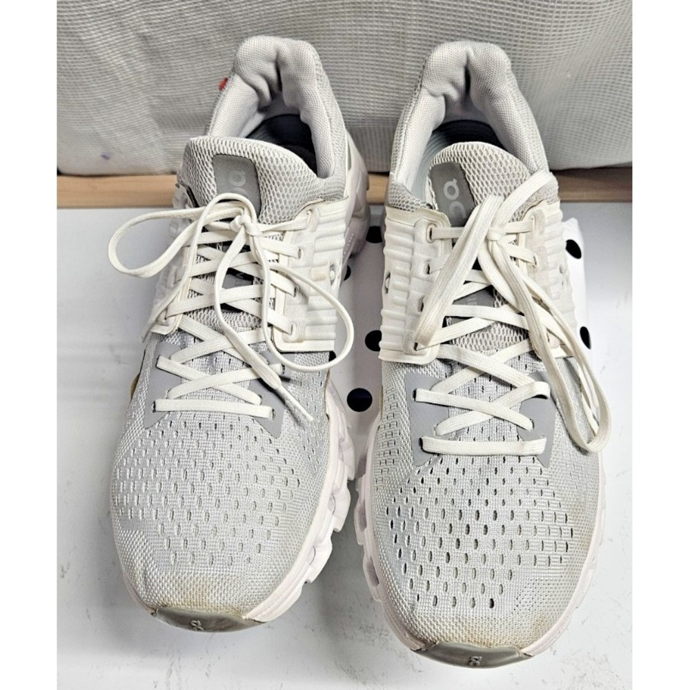 ON running cloudswift glacier white sneaker shoes‎ woman US 9 M